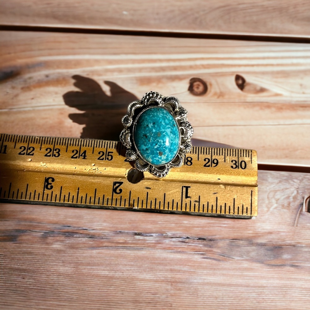 Native Sterling Silver & Kingman Turquoise Ring - Picture 4 of 7